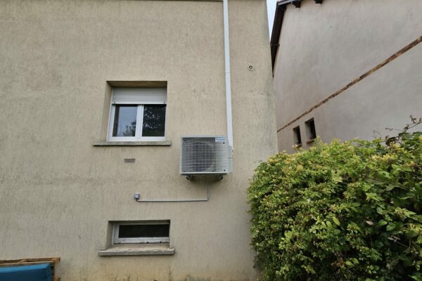 installation de deux pompes à chaleur Daikin à vitry sur seine