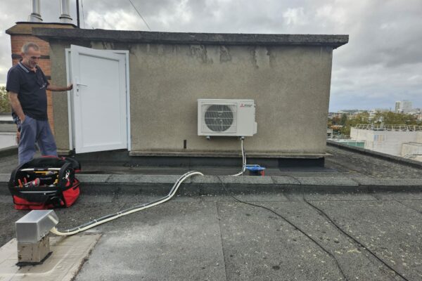 Service d'installation de pompe à chaleur Mitsubishi à Montrouge