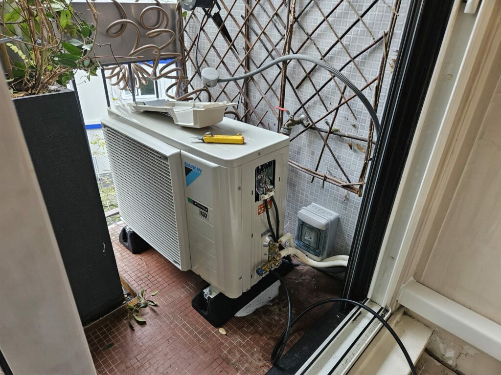 Installation pompe à chaleur dans le 16e arrondissement-3 Installation-pompe-a-chaleur-dans-le-16e-arrondissement