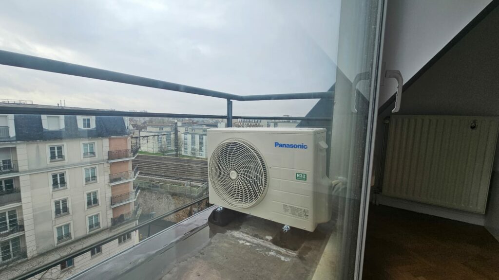 Installation d’une pompe à chaleur air air multi split PANASONIC à Paris 16 (5)